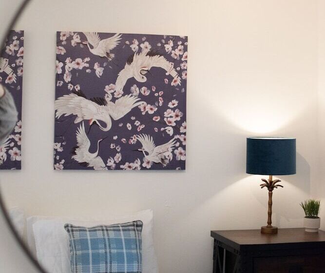 Ideal Lodgings In Bury