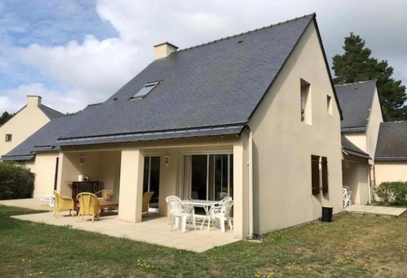 Loueurdappart   Maison De Vacances Dans Parcours Golf   Piscine   Proche La Baule