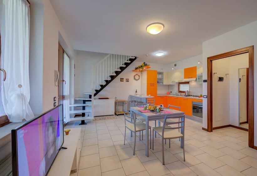 Vistalago Green Residence 100m From Lake   Happy Rentals