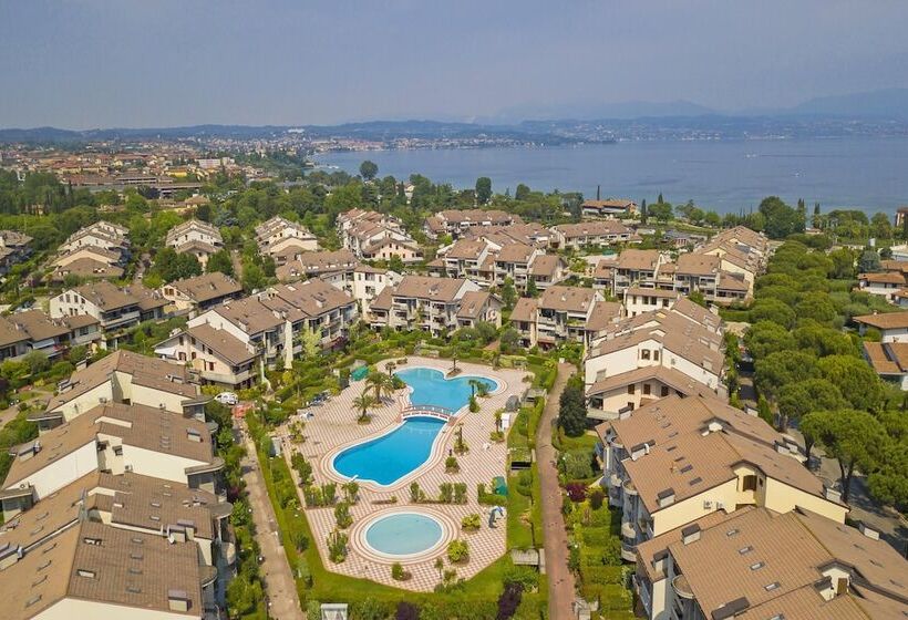 Vistalago Green Residence 100m From Lake   Happy Rentals