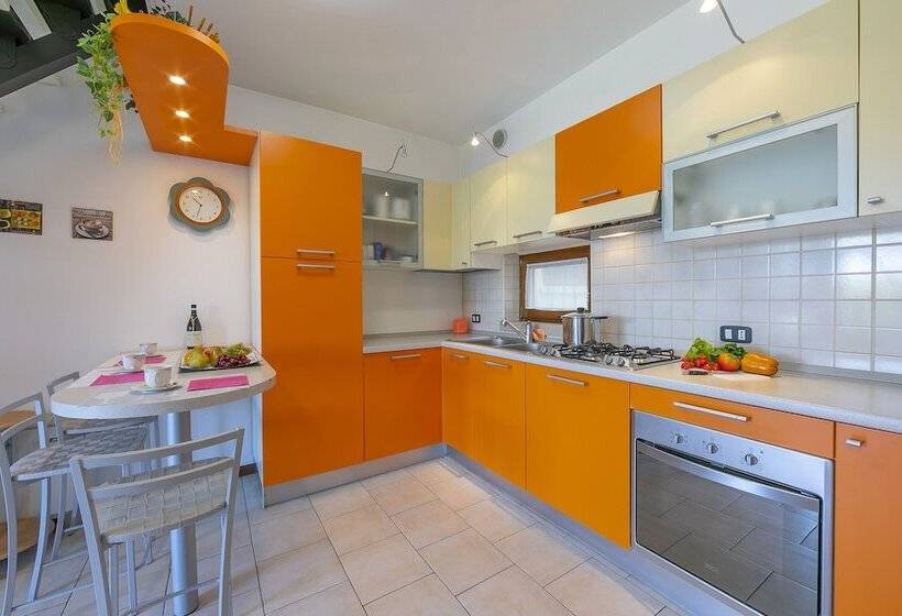 Vistalago Green Residence 100m From Lake   Happy Rentals