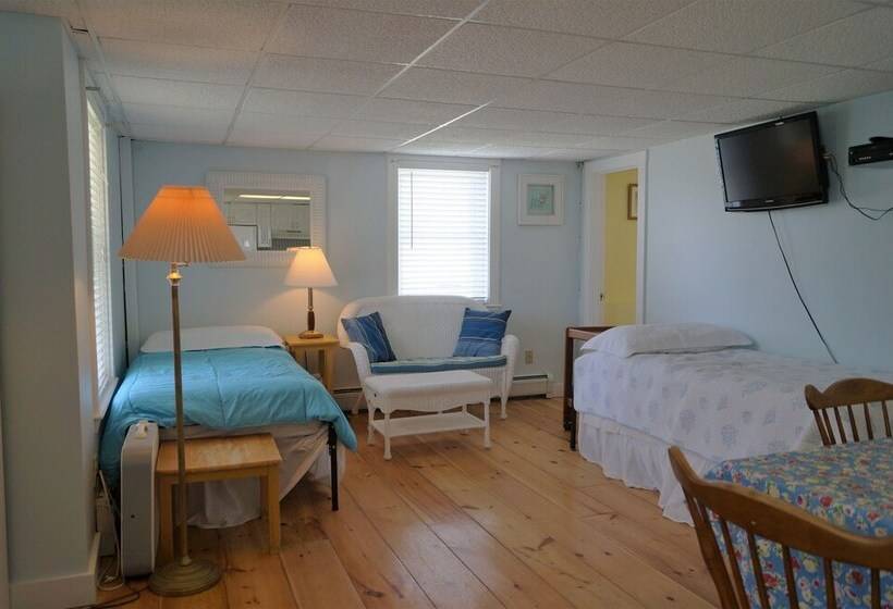 Short Sands View Y770 G Beautiful, Large Home Short Walk Through A Neighborhood To Short Sands Beach