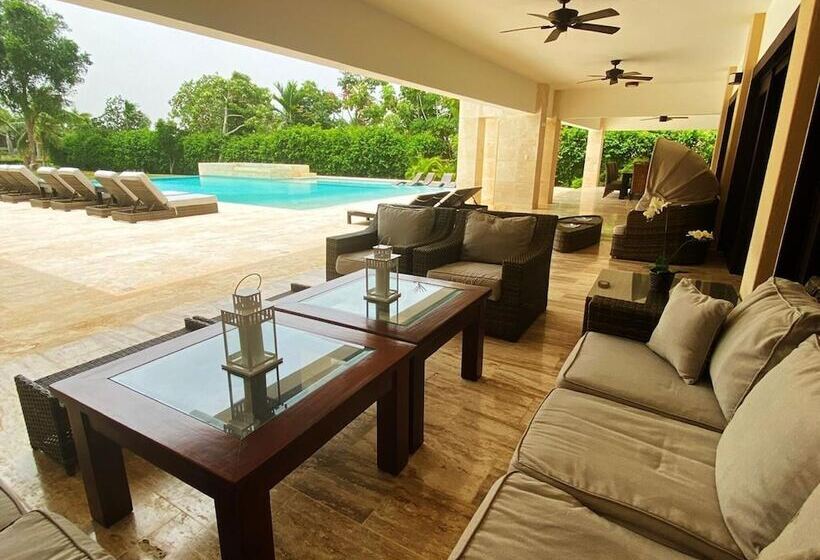 Srvittinivillas Brroe 27/  Resorts Villas/ Espacius   Modern Great