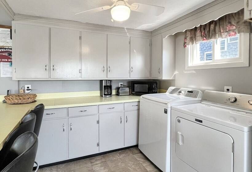 Sweet Dreams   W032 Quintessential Maine Beach House 50 Yards Away From Marsh Views And Wells Beach