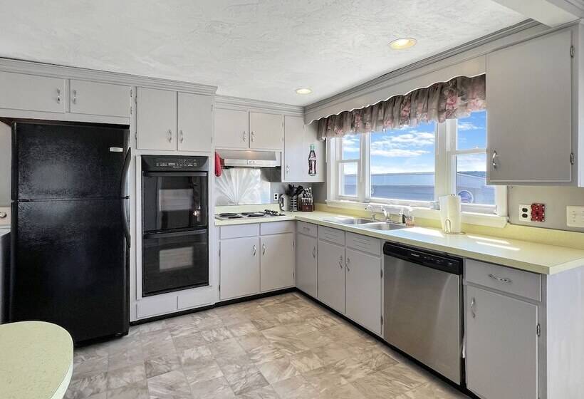 Sweet Dreams   W032 Quintessential Maine Beach House 50 Yards Away From Marsh Views And Wells Beach