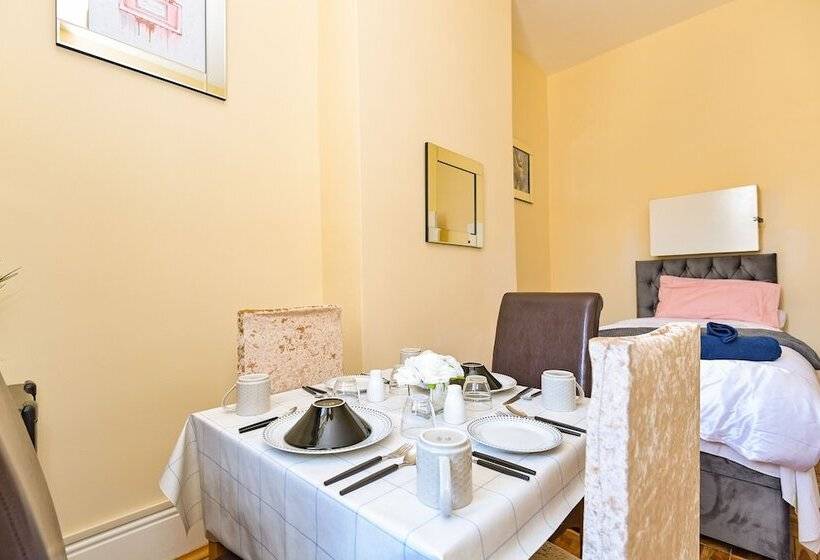 The Elm Wood Apartments