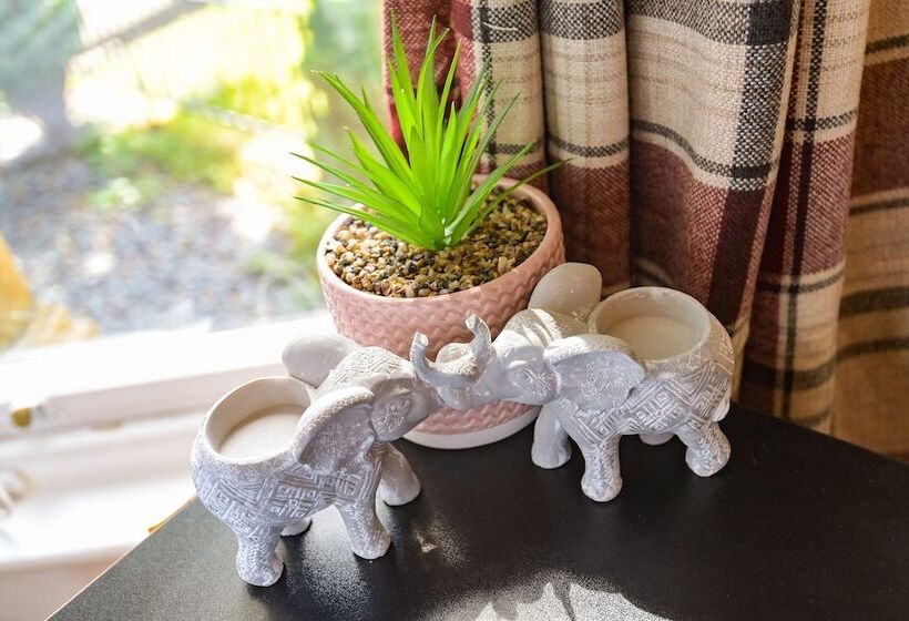 The Elm Wood Apartments