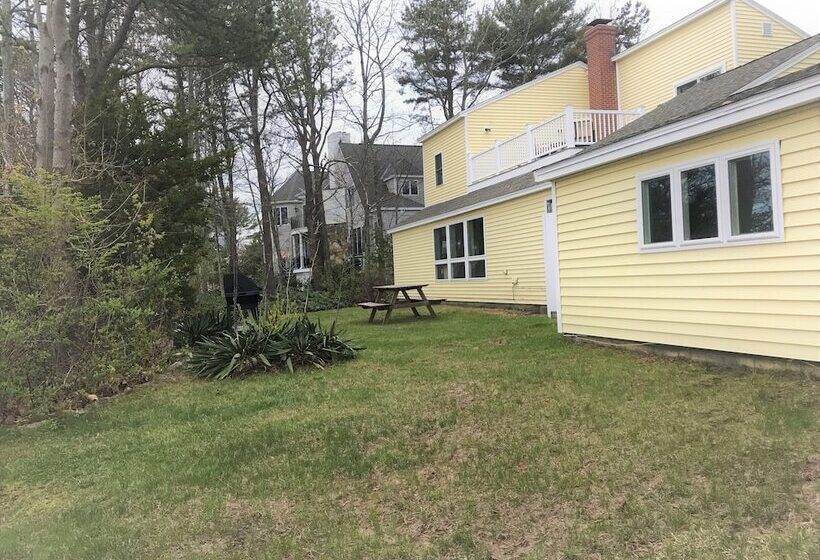 Footbridge Hideaway   Q967 A Spacious Home Very Near To The Fabulous Footbridge Beach Entrance 4 Bed