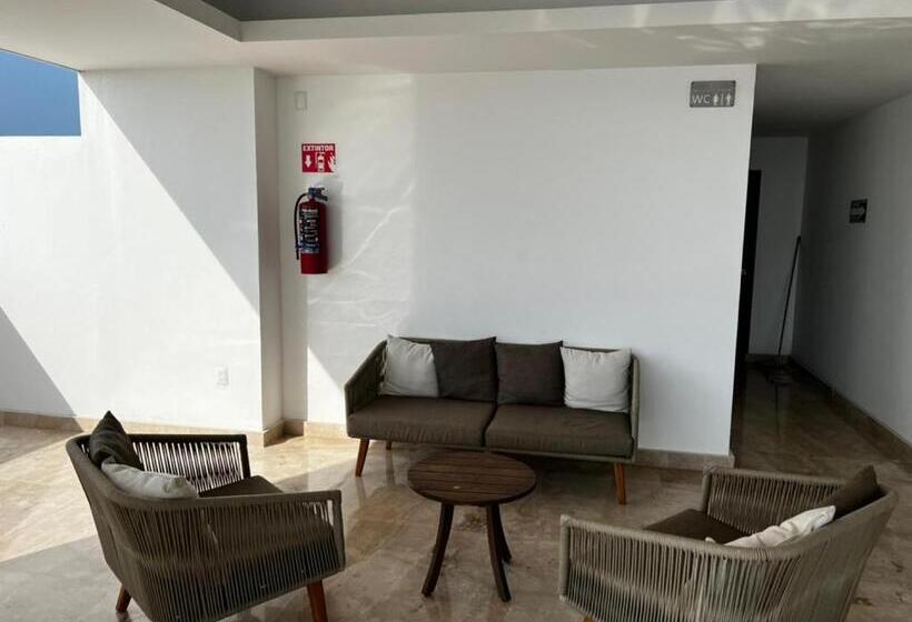 Luxury Condo En Malecón, Alberca Infinity & Jacuzzi