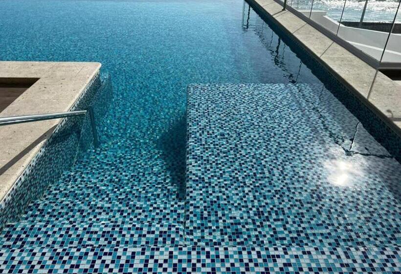 Luxury Condo En Malecón, Alberca Infinity & Jacuzzi