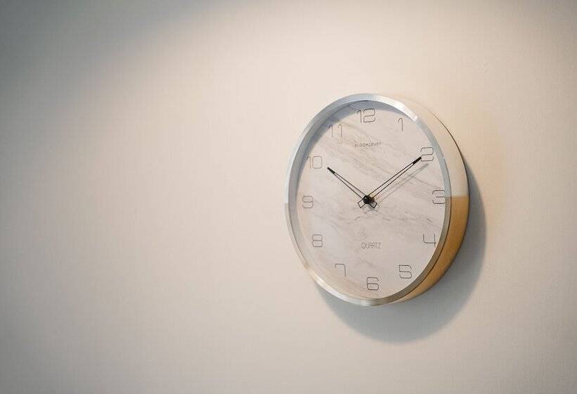 Modern 1 Bed Apartment   City Centre   Free Wi Fi   New