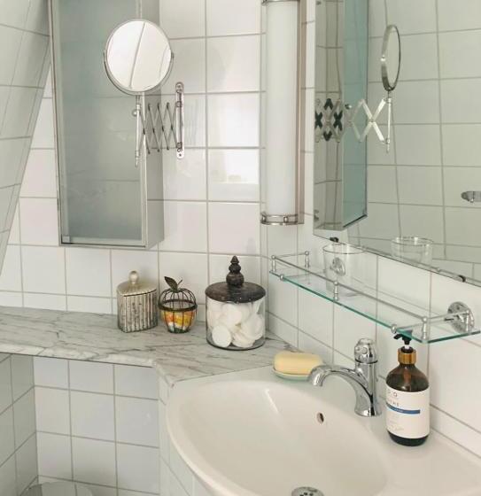 Bed and Breakfast Hemma Hos Jeanette & Micke På Peresgården