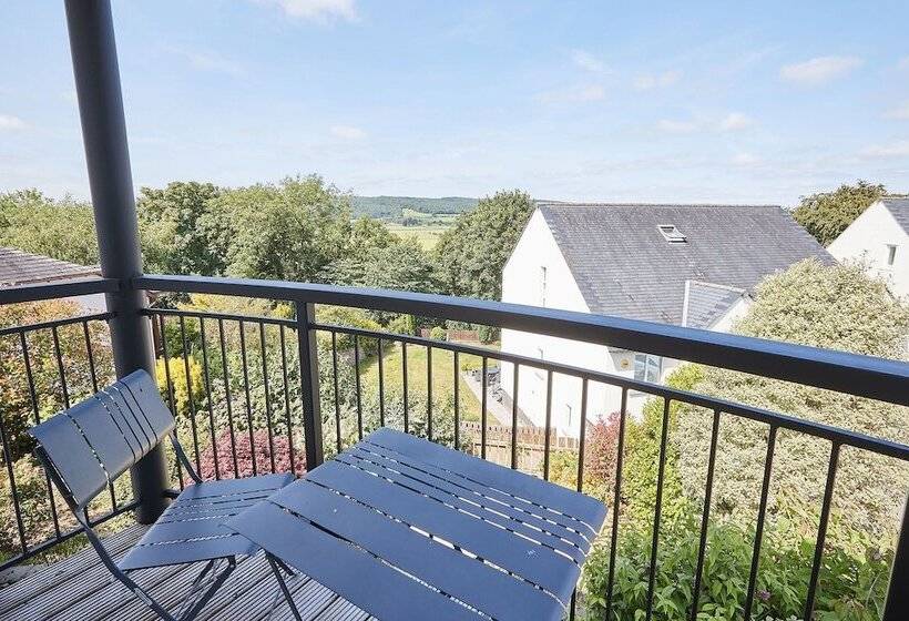 Host Stay Farrers View