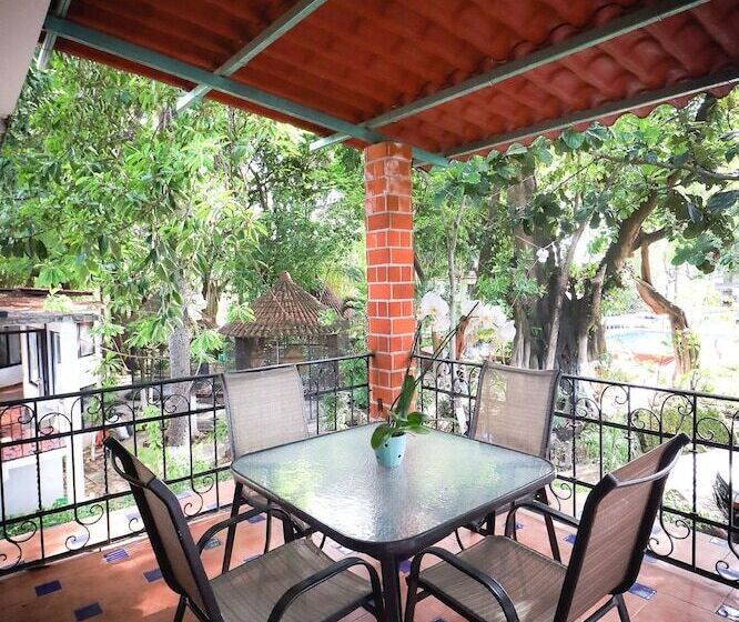 בית מלון כפרי Mía Mía Bungalows & Chalets By Zoviq