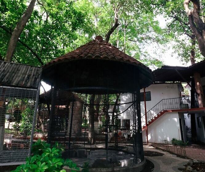 בית מלון כפרי Mía Mía Bungalows & Chalets By Zoviq