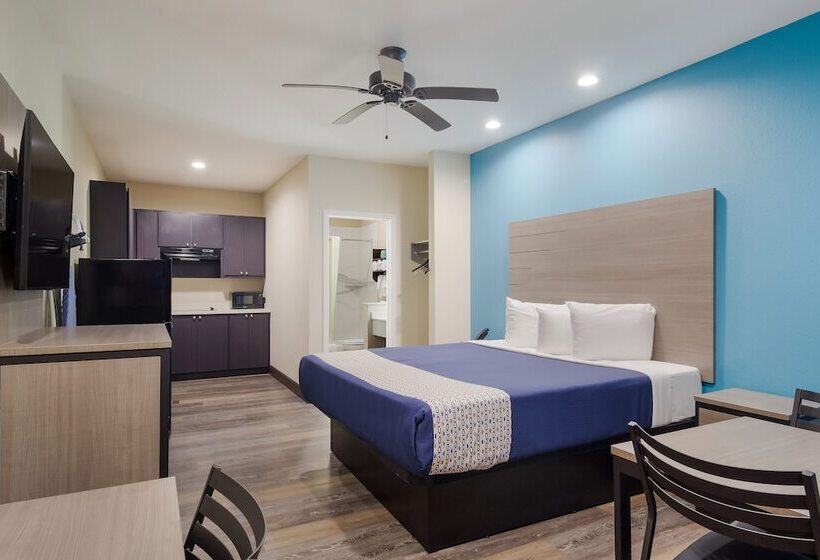 בית מלון כפרי Scottish Inns & Suites Hitchcock Santa Fe