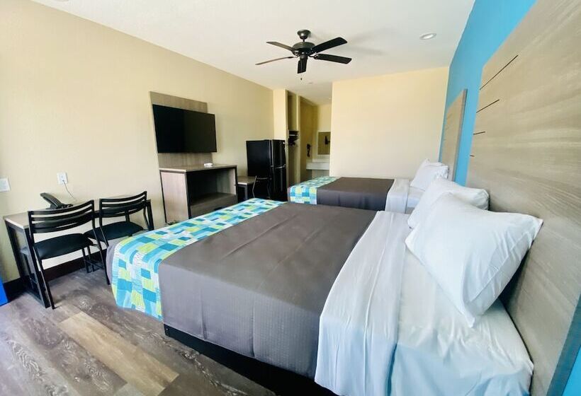 בית מלון כפרי Scottish Inns & Suites Hitchcock Santa Fe