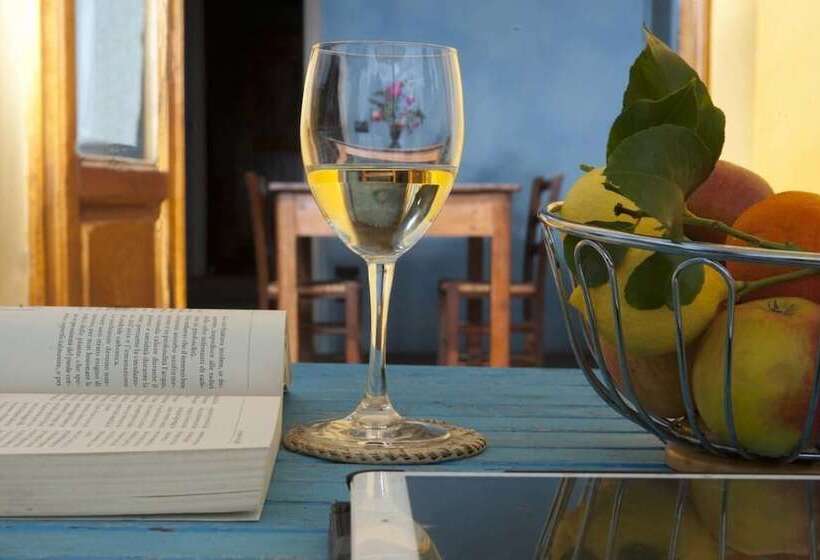 Il Bellini Apartment Cantina