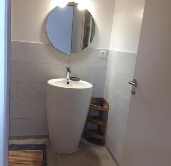 פנסיון Les 3 Pigeons