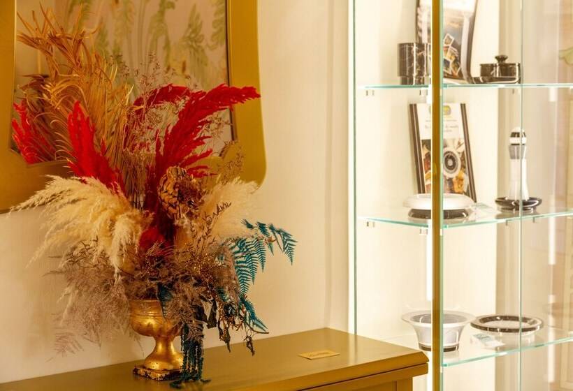 بنسيون Palazzo Essenza