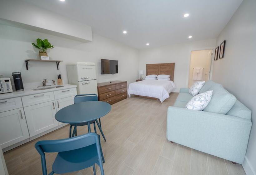 הוסטל Seaport Inn