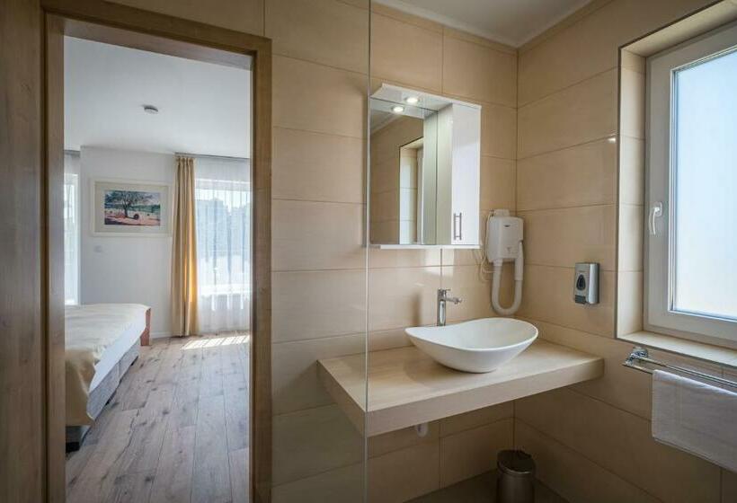 Bed and Breakfast Füred Centrum Panzió