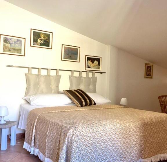 Bed and Breakfast Via Grottella 81   In Locazione Turistica