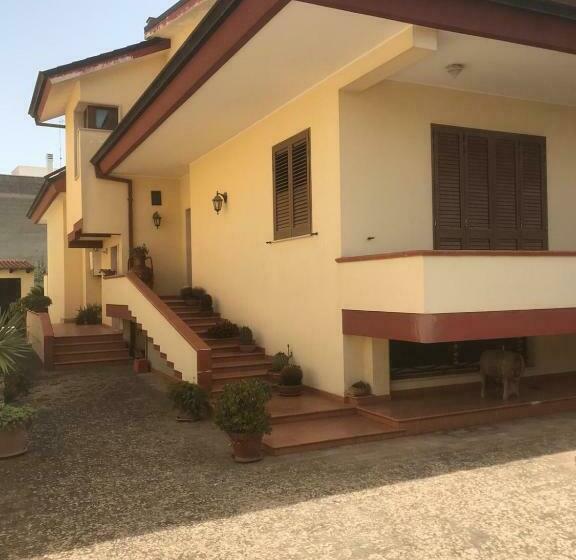 住宿加早餐  Via Grottella 81   In Locazione Turistica