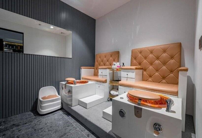 Grands Suites Hotel Residences And Spa