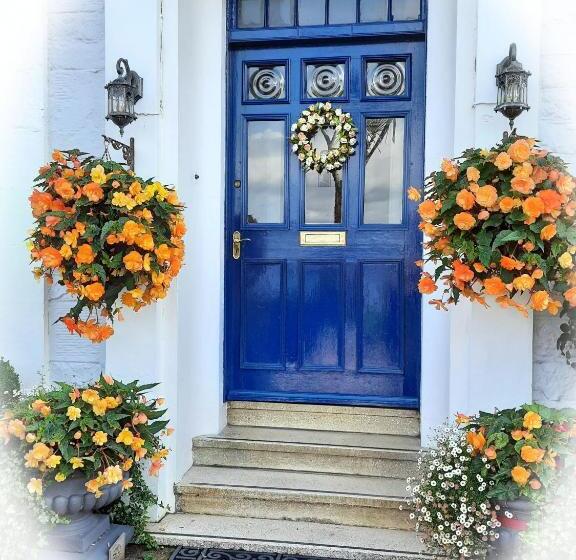 Highlander House B&b