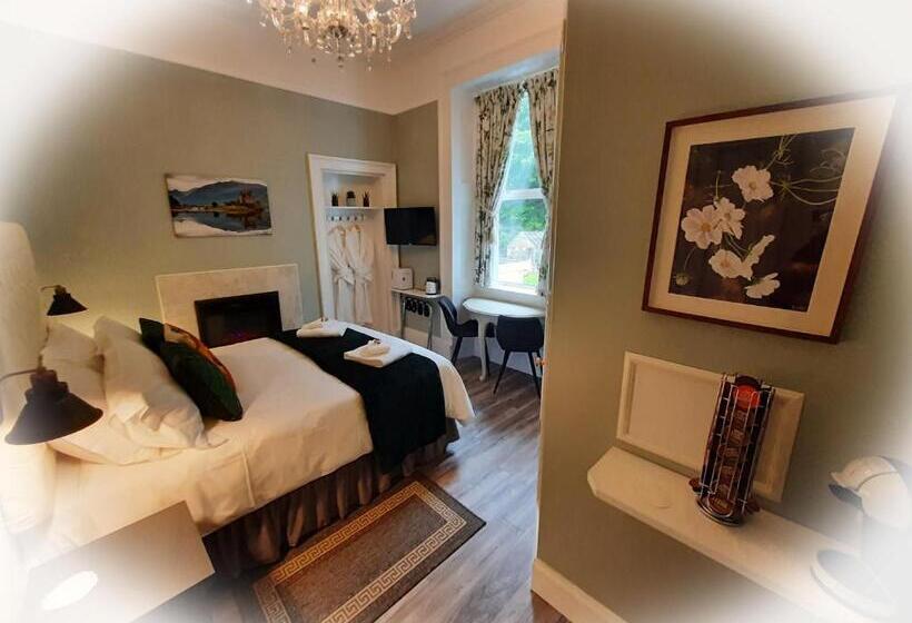 Highlander House B&b