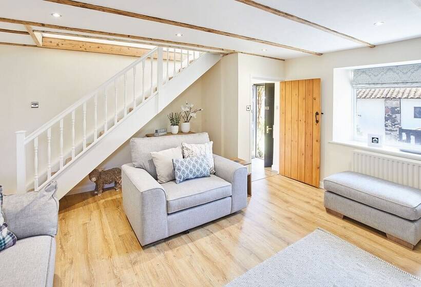 Host & Stay   Eden Cottage