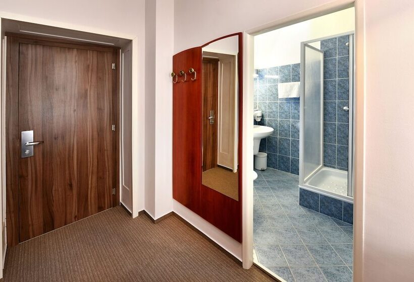 Aplend Hotel Lujza Major