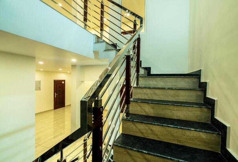 فندق Daan Regency