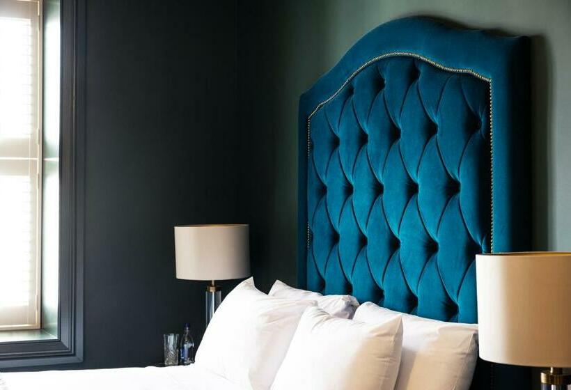 Отель Magmell Townhouse