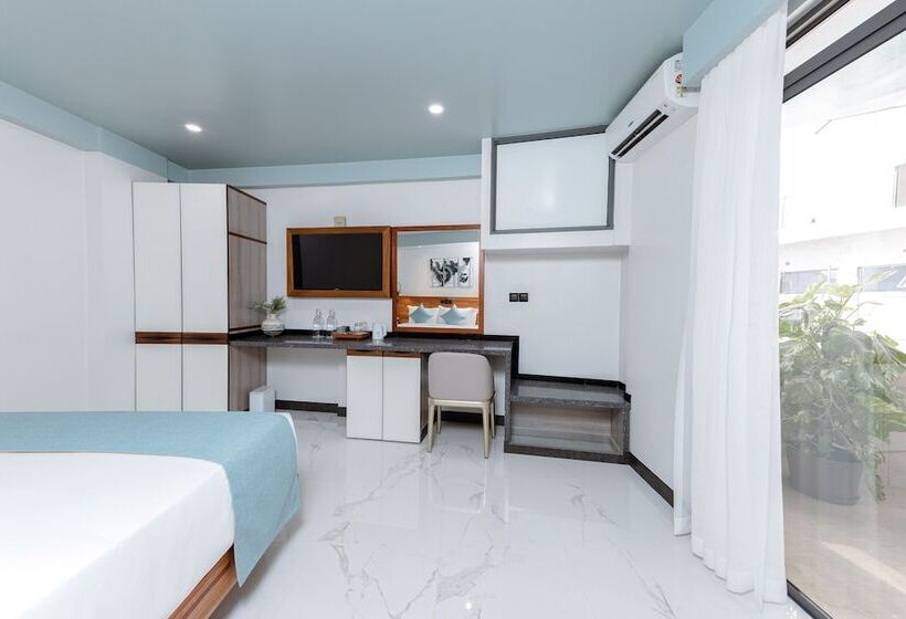 هتل Marukab Plaza