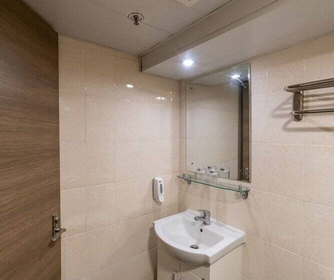 هتل Metacity Living