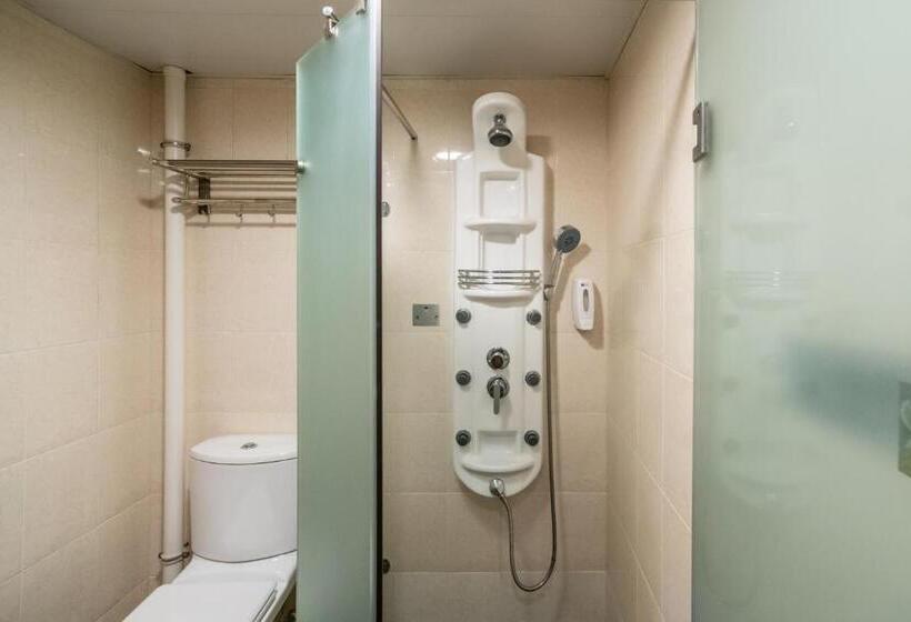 هتل Metacity Living