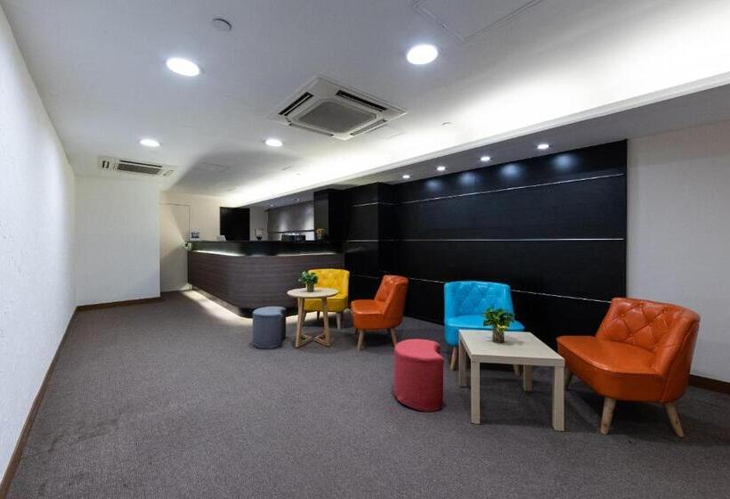 هتل Metacity Living