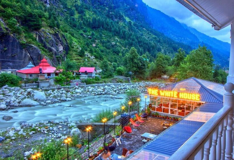 فندق Paradisethe White House Cafe