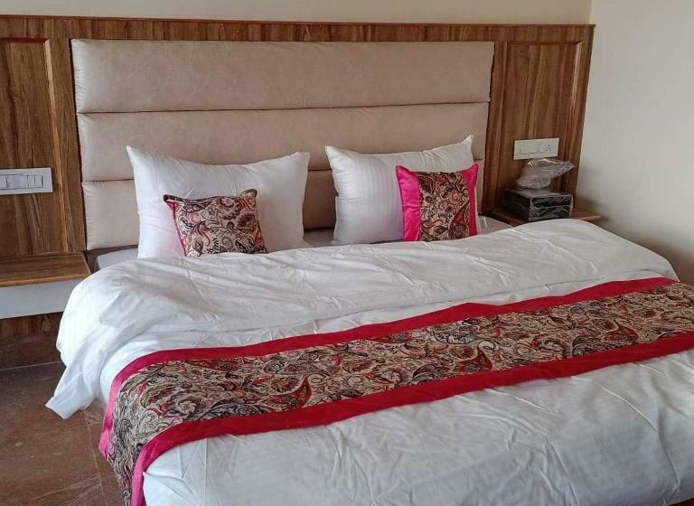 هتل Resort The Himalayan Odyssey And Cottages