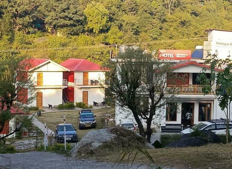 هتل Resort The Himalayan Odyssey And Cottages