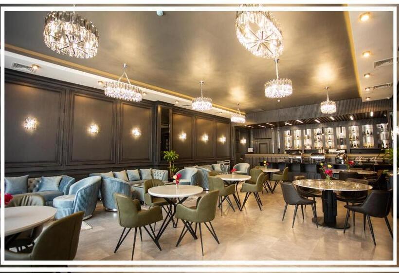 Vis Palm Hotel Ganja