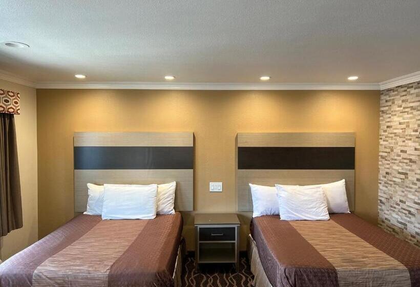 酒店 Walnut Inn & Suites West Covina