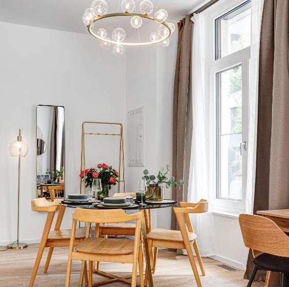 Arbio I Luxury Apartments In East Side Gallery