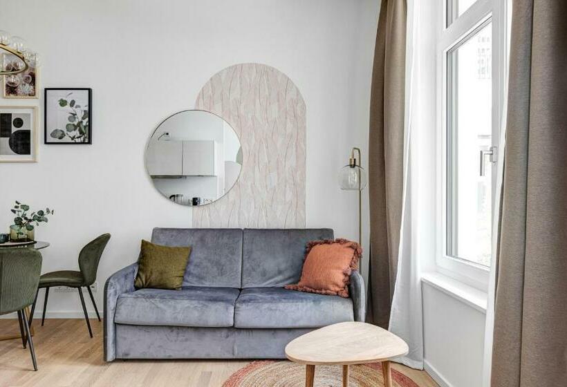 Arbio I Luxury Apartments In East Side Gallery