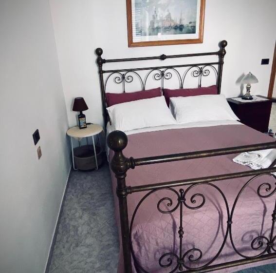 膳宿费 Casa De Avòs