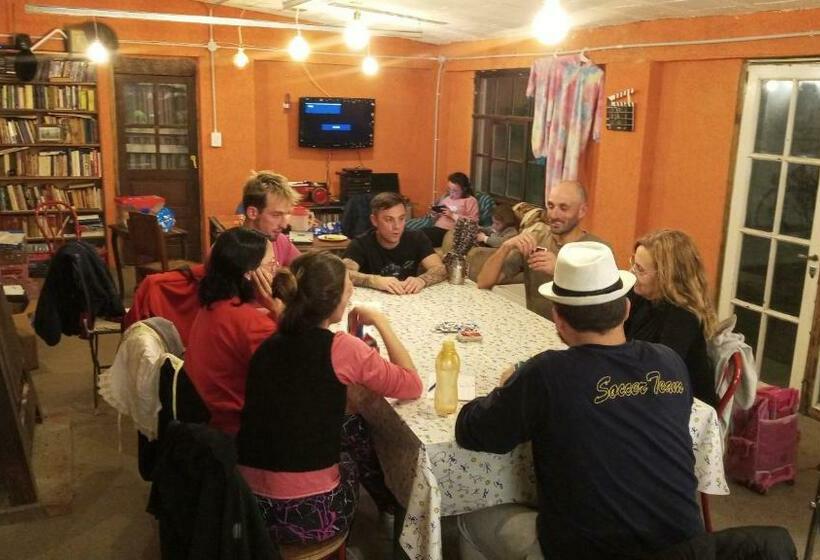 ペンション Club De Veraneantes Tulumba Hostel Y Suites