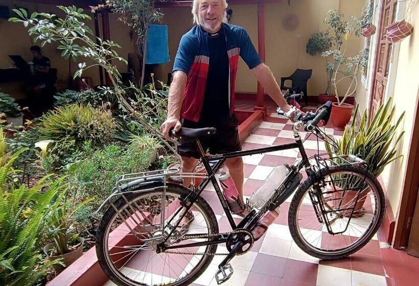 پانسیون El Capulí