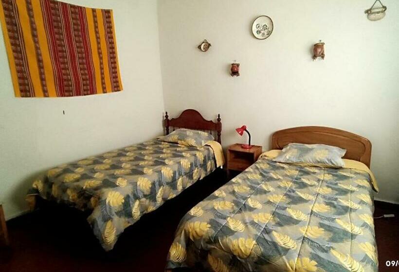 پانسیون El Capulí